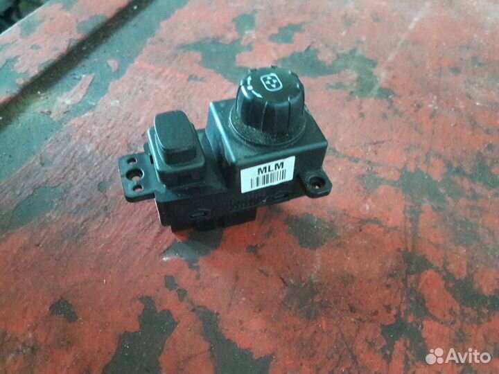 Джойстик регулировки зеркал SsangYong Actyon 2