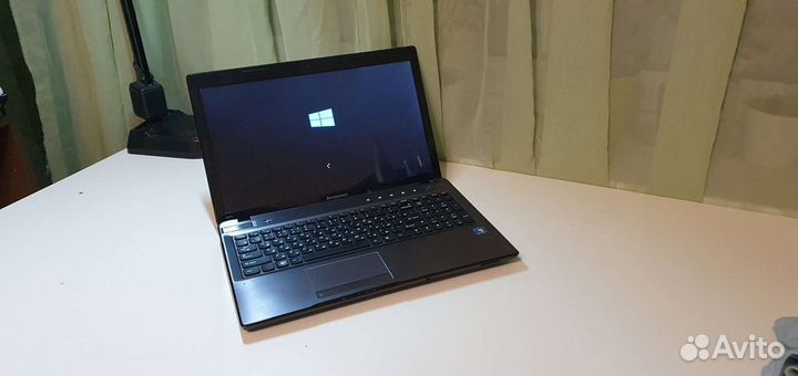 Lenovo z575 4 ядра /2 видеокарты /6Gb ram