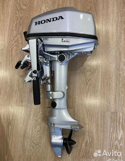 Yamaran T280 и Honda 5