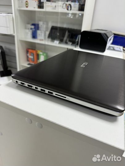 Asus N750j i5-4200/6GB/GT850M/SSD/HDD