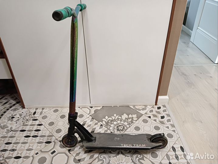 Трюковой самокат tech team