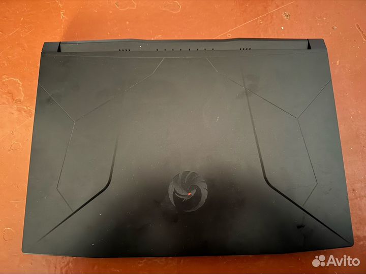 Игровой ноутбук msi с 4060 на борту