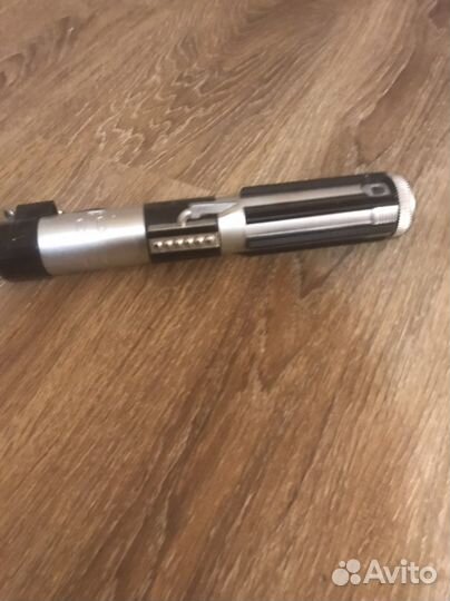 Раздвигающийся световой меч