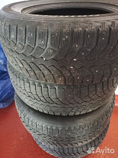 Bridgestone Blizzak Spike-01 265/60 R18 T