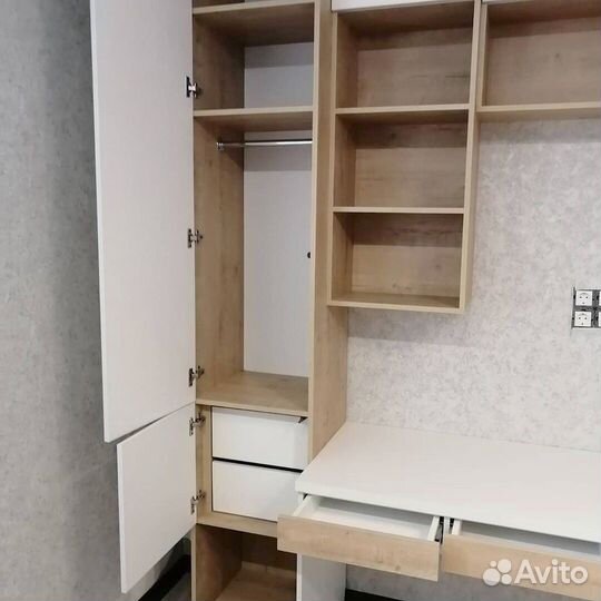 Шкаф с рабочей зоной