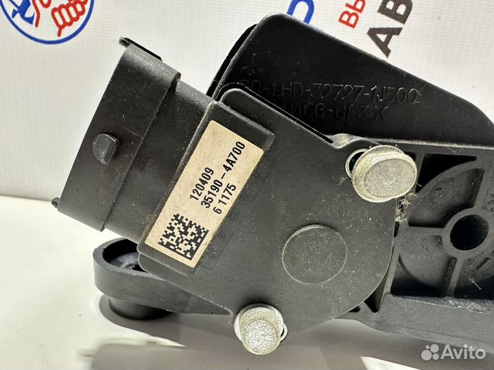 Педаль газа Hyundai Solaris 1