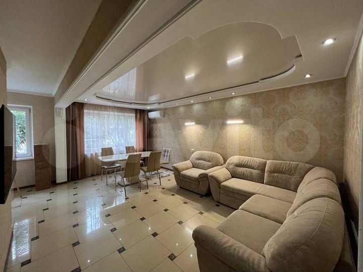 3-к. квартира, 70 м², 2/5 эт.