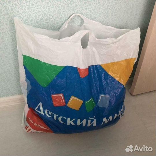 Продам пакетом детские вещи