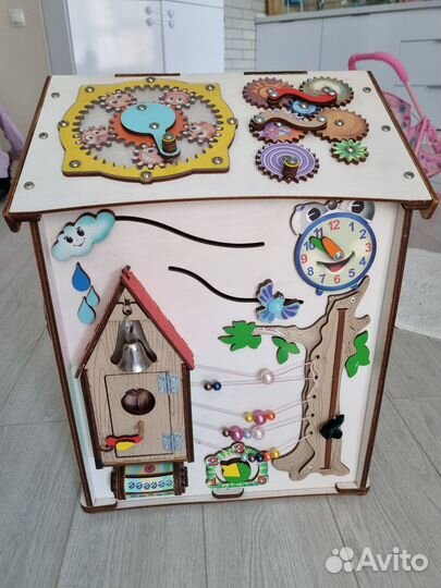 Бизиборд большой дом со светом