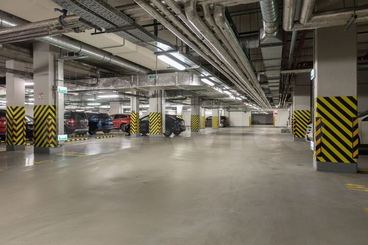 Машиноместо, 14 м²