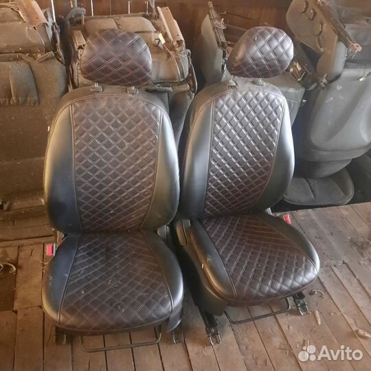 Сиденья KIA RIO 3