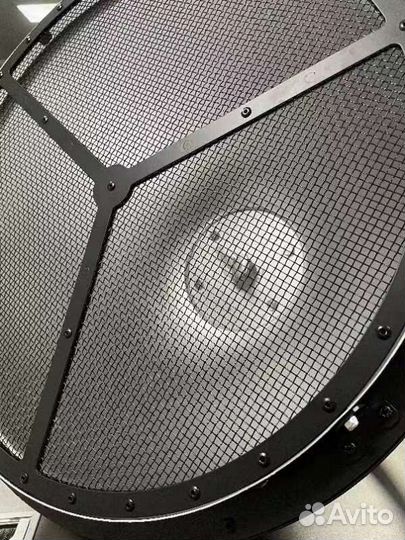 Robe patt ретро световой прибор