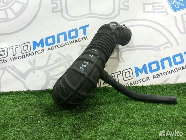 Патрубок воздушного фильтра Hyundai Starex H1