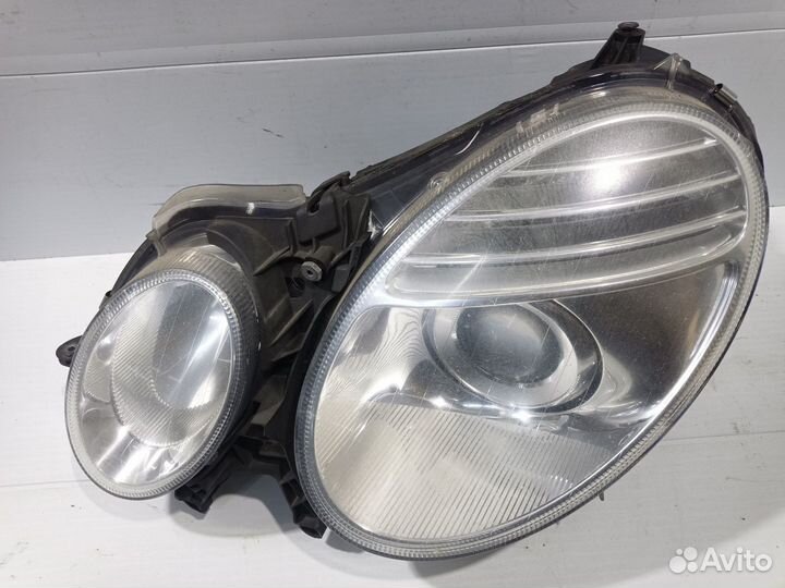 Фара левая Mercedes W211 E-class
