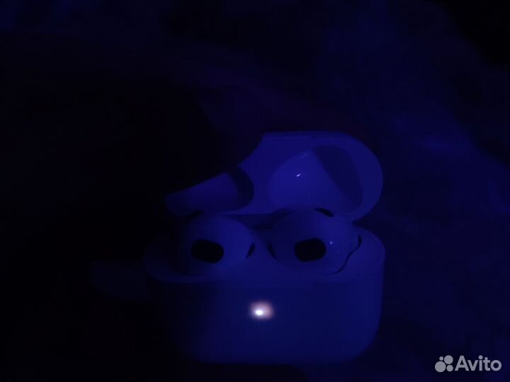 Наушники airPods pro 3