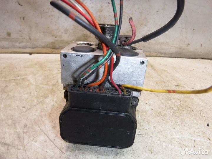 Блок ABS насос Mitsubishi Pajero 2 2.8TD