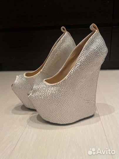 Туфли женские