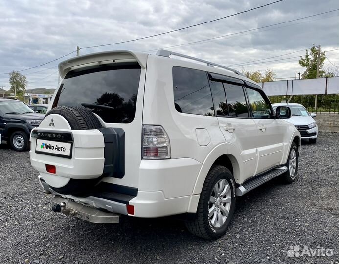 Mitsubishi Pajero 3.2 AT, 2011, 197 000 км