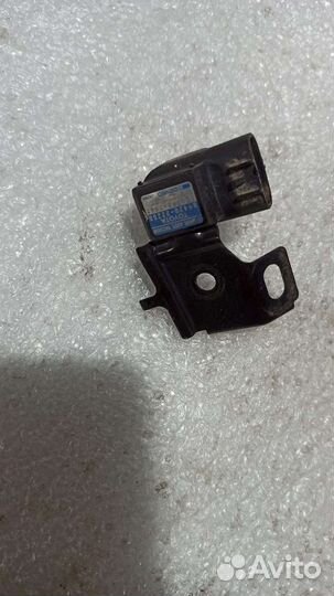 Датчик абсолютного давления Toyota chaser 90