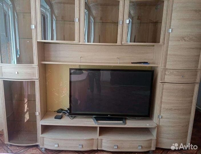 Стенка в гостиную бу