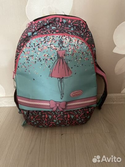 Школьный рюкзак