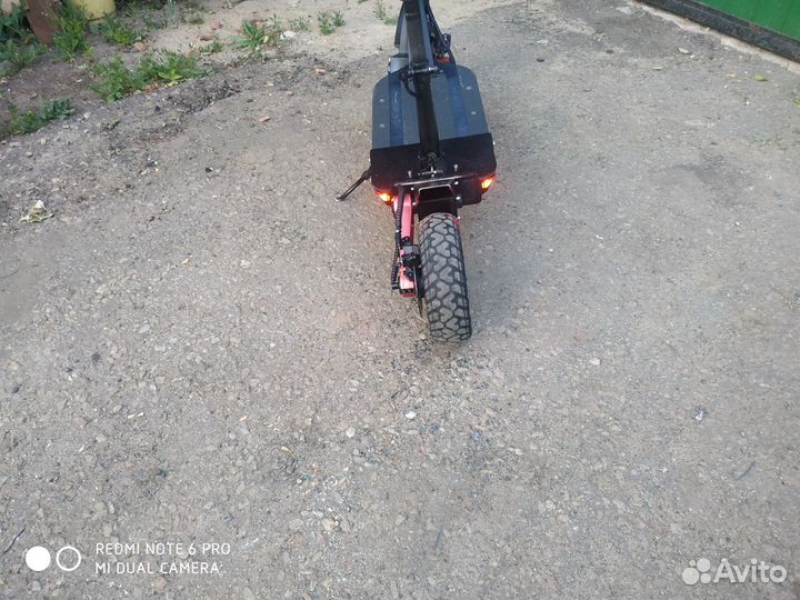 Самокат взрослый куго Джи бустер