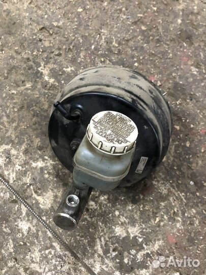 Вакуумный усилитель тормозов Mitsubishi Lancer 9