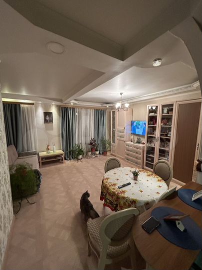 2-к. квартира, 53 м², 2/3 эт.