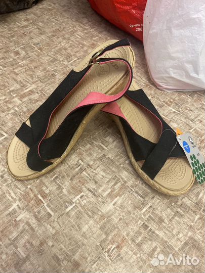 Босоножки crocs w11, 41-42 размер, новые