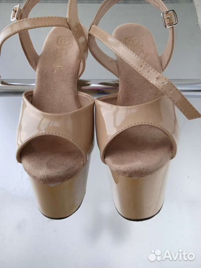 Босоножки женские