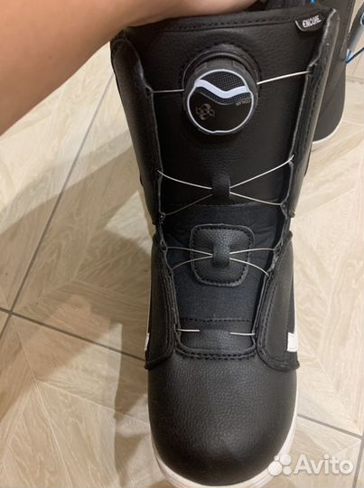 Ботинки женские для сноуборда vans