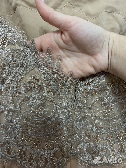 Платье вечернее