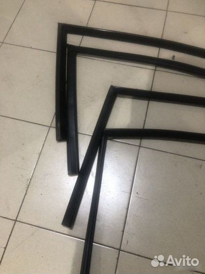 Бархотки дверей Bmw 5 E60