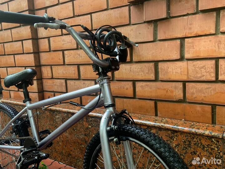 Велосипед BMX