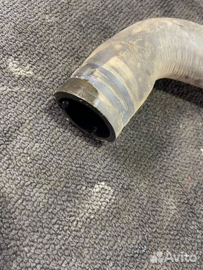 Патрубок радиатора охлаждения Ford Focus 3 2011 CB