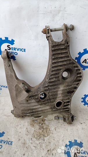 Range Rover Sport 14- Рычаг задний нижний левый