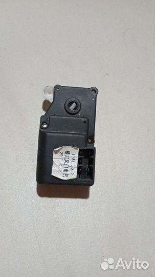 Моторчик привода заслонок отопителя Lifan X60