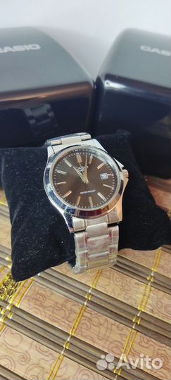Часы Casio