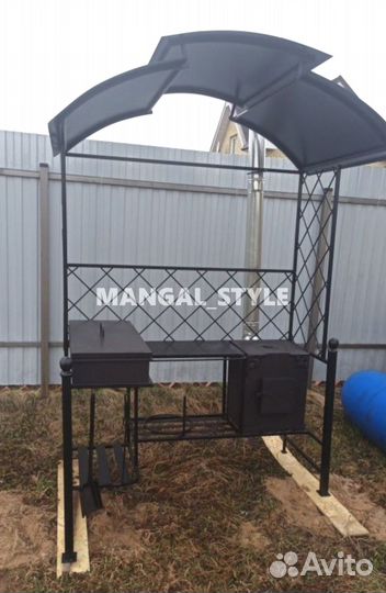 Мангал с крышей