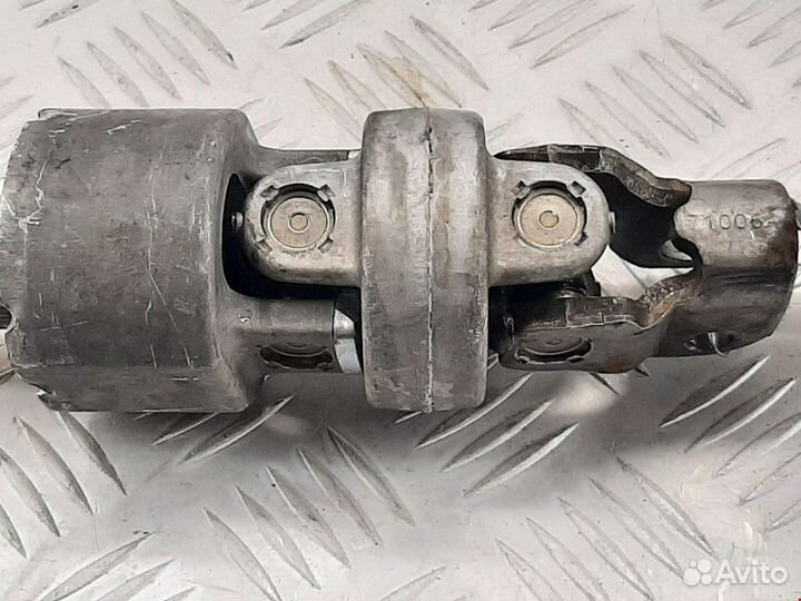 Рулевой карданчик Volkswagen Passat B3 1997