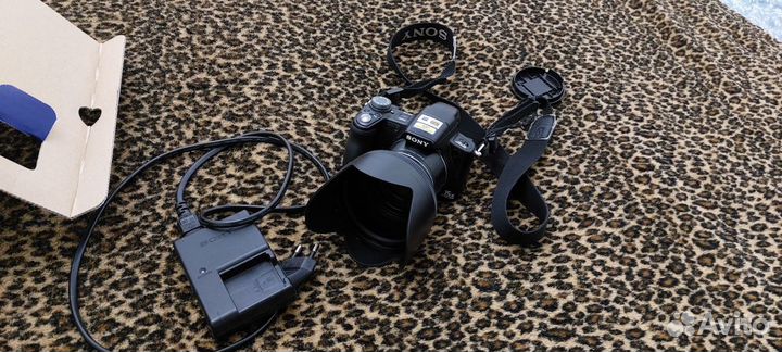 Цифровой фотоаппарат sony dsc h50