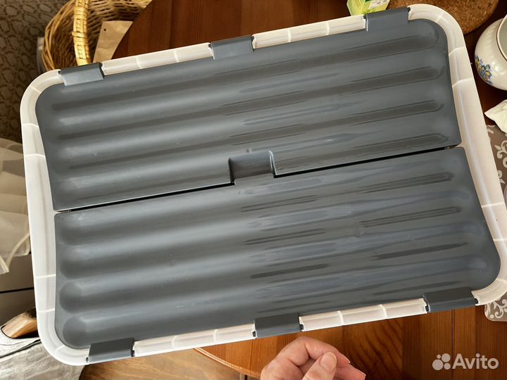 Контейнер для хранения, с распашной крышкой