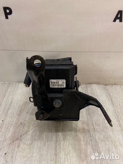 Блок абс Toyota Avensis T25 1zzfe 2007