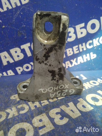 Кронштейн опоры двигателя Honda Vigor седан G25A