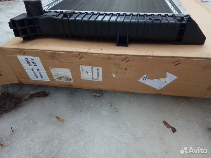 Радиатор для Sprinter Classic 4,6-t (909)