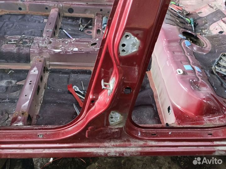 Стойка левая правая центральная Chevrolet Lacetti