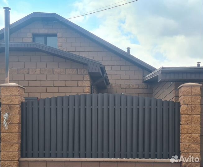 Полукруглый штакетник для забора