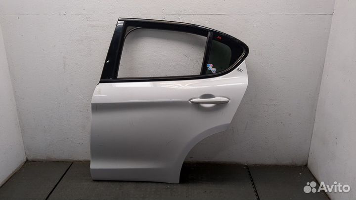 Стекло форточки двери Alfa Romeo Stelvio 2016, 2020