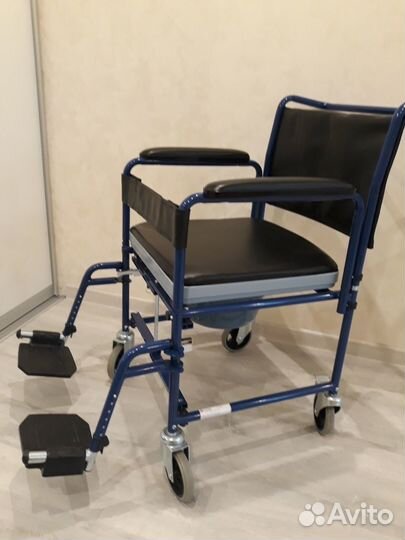 Кресло-стул с санитарным оснащением
