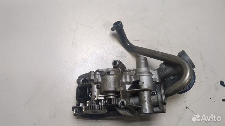 Насос масляный Audi A8 (D3), 2003